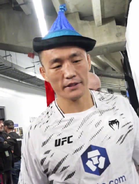 海外追UFC不再難!愛奇藝版權限制解決全攻略