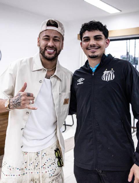 海外華人追劇追星必看:突破地區限制,重溫內馬爾與球迷的13年暖心約定