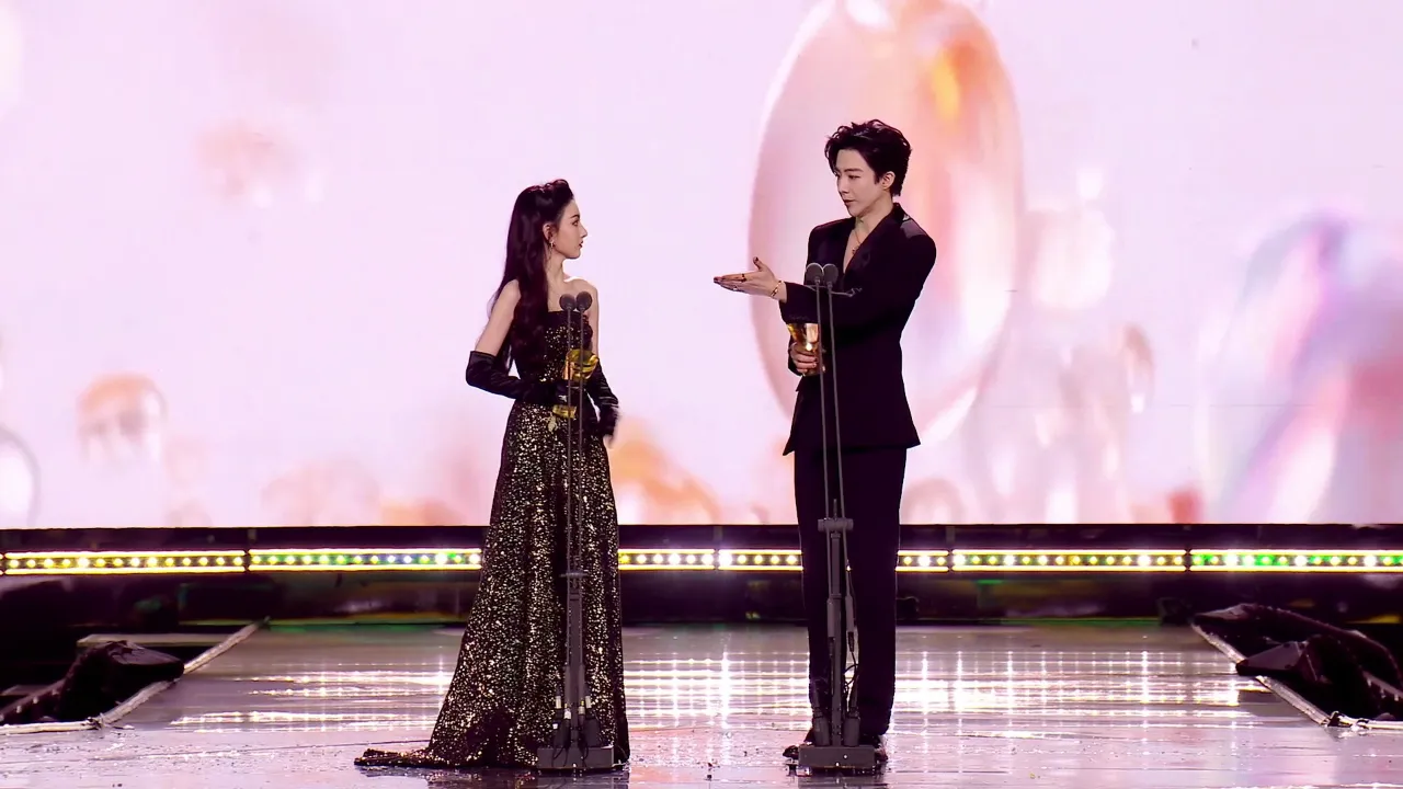 海外華人追劇卡關?2025騰訊星光大賞宋祖兒、劉宇寧獲獎背後,破解地區限制的實用思路